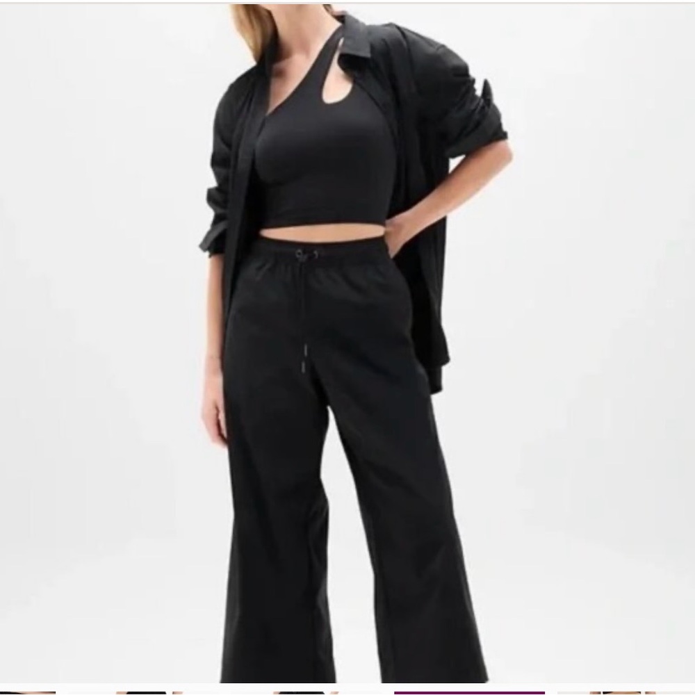 NWT - Athleta Midday Cropped Pant